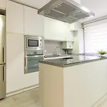 Ah King Size Apartment Vut5461As
